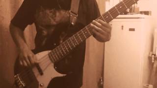 Slayer In a Gadda da Vida bass cover [upl. by Danita]