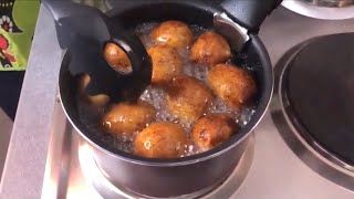 Comment Faire Des Beignets Africain A La Banane [upl. by Eterg966]