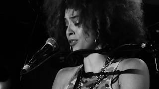 KANDACE SPRINGS TRIO Live  Clamores Jazz Club Madrid July 18 2017 [upl. by Aneeram]