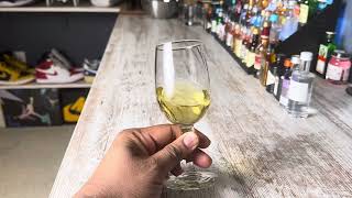 White Wine Review by a Whisky drinker in Hindi  Lagar De Brais from Spain wine review [upl. by Bethesde]