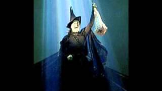 Defying Gravity Idina Menzel  Wicked  Broadway  20031028 [upl. by Hillary494]