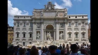 La fontaine de Trevi fontana di Trevi  Rome  Italie [upl. by Eniron421]