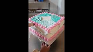 Birthday 🥳 Cake 🎂 shortscake newcakedecoration cakedecorating birthdaycake [upl. by Revkah639]