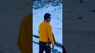 Suna hai pahadhro me baraf girne lagi hai winter snow winter2024 hills mountains coldseason [upl. by Rella]