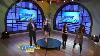 Rashel en el tubo  Un Nuevo Día  Telemundo [upl. by Nerrad]