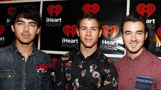 ALL The Signs The Jonas Brothers Are Planning A REUNION Tour [upl. by Yordan]