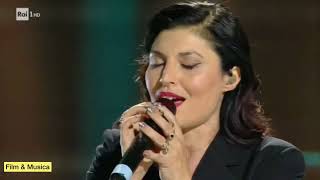 Giusy Ferreri  Sanremo 2022  Miele  live video completo [upl. by Ayotnom178]