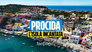 Procida paradiso di vicoli e mare aspetta i suoi turisti Il virus non fermerà lisola [upl. by Aihsekin]