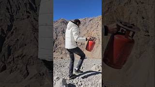 Gas cylinder leak hogya ladakh mountains pai vlog bluebox [upl. by Puduns775]