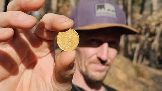 Full Gold Sovereign Found Metal Detecting [upl. by Einahpit]