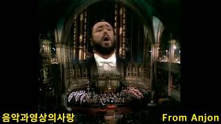 Adeste Fideles Pavarotti Notre Dame [upl. by Coumas]