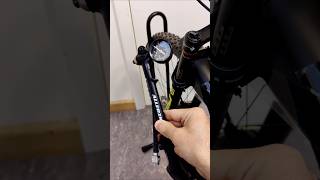 Quick preride fork setup mtb [upl. by Inhsor]