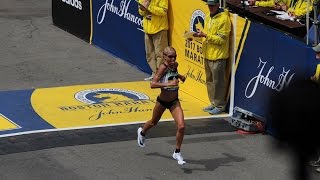 Jordan Hasay runs fastestever debut marathon by an American [upl. by Edson]