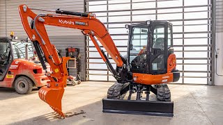 Kubotas Best Selling Excavator  Overview of the KX040 [upl. by Charline]