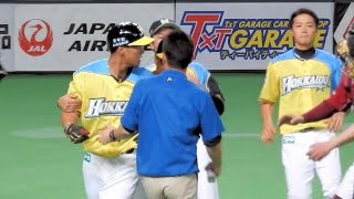 ＜2017429楽天戦7回裏＞中田翔が因縁の楽天・美馬学から死球を受けキレる！～試合後にちょっと大人げなかったと反省した模様～ [upl. by Anilah124]