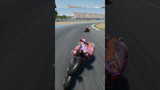 momento di sorpasso j martin vs m bezzecchi motogpitaly racing motogpitalia [upl. by Jerz]