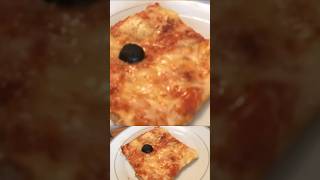 Pizza pain de mie pizzarecipe food pizza recette [upl. by Christean]