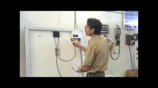 Solar Panel Micro Grid Tie Inverter Plugs into Wall Outlet DIY  Missouri Wind and Solar [upl. by Yci]