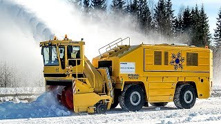 Worlds Largest Self Propelled Snow Blower  Overaasen TV 2200 [upl. by Goodwin]