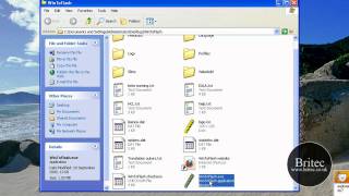 WinToFlash Make a Bootable USB Installer for Windows 7  XP and Vista by Britec [upl. by Naivad]