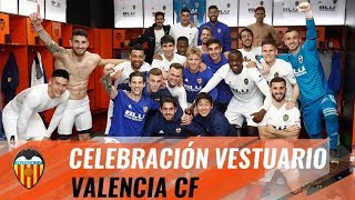 VCF INSIDE VESTUARIO I LOS JUGADORES DEL VALENCIA CF CELEBRAN LA CLASIFICACIÓN PARA LA FINAL DE COPA [upl. by Nospmas]