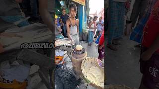 Desi Style Roti Phulka made on coal 🥵 chapati street style [upl. by Trinl]