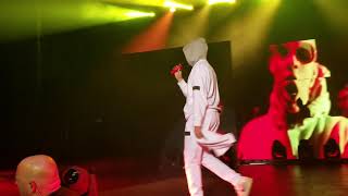 Bad Bunny  Te Bote Remix  En Vivo [upl. by Gombach]