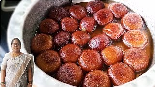 हलवाई सारखे गुलाब जमून माव्याचे असे बनवा  Gulab Jamun recipe by vaishalisugran [upl. by Nedia]