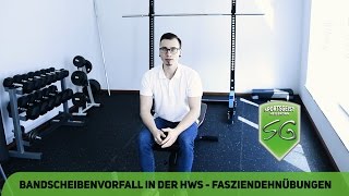 Bandscheibenvorfall in der HWS  Fasziendehnübungen  Faszienrollmassage [upl. by Dnomasor]