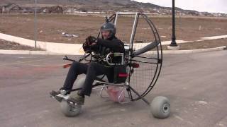 Paramotoring The Flat Top Air Trike The NEW 25 Pound Paramotor Trike [upl. by Anaillil697]