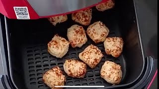 Na Airfryer Rápido e Fácil Dadinho de Tapioca [upl. by Atnim]