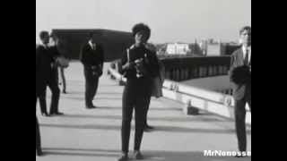 Dionne Warwick Walk on by 1964 [upl. by Yeliw]