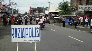 Lokasi Razia Polisi di Bekasi  MotoVlog 11  polwan 86 [upl. by Ecaidnac]