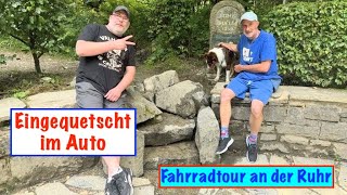 Hund feiert FahrradreisePremiere [upl. by Notla112]