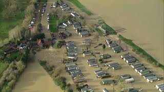 Gran Bretagna sembra un lago ma nasconde campi e case le immagini dal drone dellalluvione [upl. by Bill]