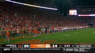 Clemson fans throw bottles on the field after onside kick call vs Louisville [upl. by Paymar]