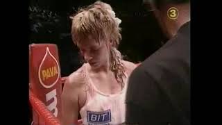 October 20 1995 Helga Risoy vs Diana Dutra in first womens pro boxing event in Denmarks history [upl. by Nho]