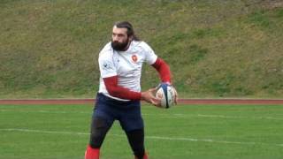 Rugby  Chabal publie une autobiographie polémique [upl. by Oiluj]