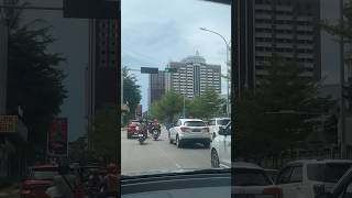 Hotel Planet Holodai dilihat dari Simpang Mcdonal Sei Jodoh Kota Bata [upl. by Enorel]