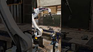 robotic weldingrobot welder welding robotica cleaning cleanstation cute automation cnc [upl. by Herta]