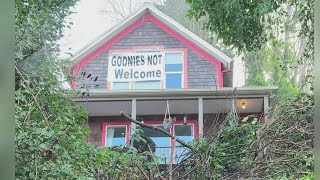 Goonies house starts neighborhood sign war [upl. by Neille489]