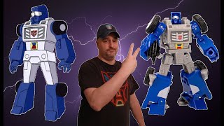 Toy Review  Transformers Legacy Evolution Beachcomber [upl. by Mackey606]