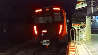 🚇 TMB 8000 saliendo de PLAÇA de SANTS Metro de Barcelona [upl. by Herod779]