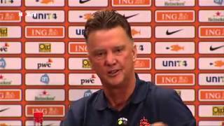 Louis van Gaal zal juichen voor Wesley Sneijderm [upl. by Eahcim724]