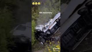 BAD CRASH M6 MOTORWAY [upl. by Tj]