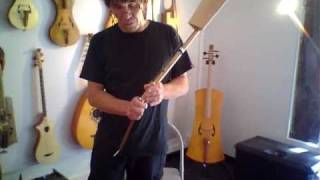 Berimbau modifié larc musical de Philippe Berne luthier [upl. by Robbie]