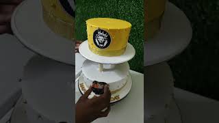 How make to King 👑 cake designbeautiful step cakewith King crownbeautiful cake design shorts [upl. by Balch]