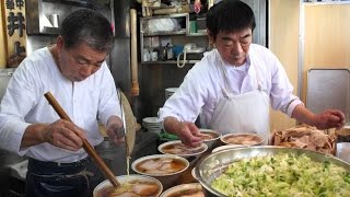 Japan Street Food Ramen  Japanese Ramen Restaurant at Tsukiji Market [upl. by Annahc]