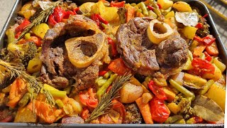 Roasted veal shank with vegetablesJarret de veau aux légumes rôtis لحم العجل مع الخضار بالفرن [upl. by Noryv]