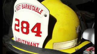 FIREFIGHTER HELMET CAIRNS amp BRO INC 660 [upl. by Retsbew419]